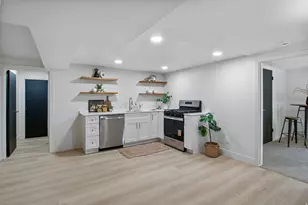 399 S Stirling Dr E, Fruit Heights, UT 84037 - Photo 23