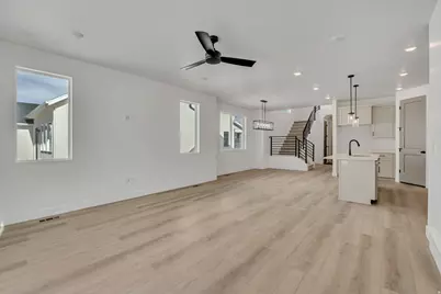 1327 N 1475 E E #31, Payson, UT 84651 - Photo 3