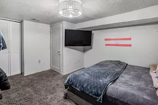 1071 Amiga Dr W, Salt Lake City, UT 84104 - Photo 11