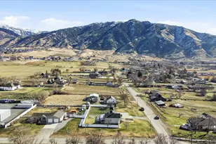 109 E 200 S, Millville, UT 84326 - Photo 35