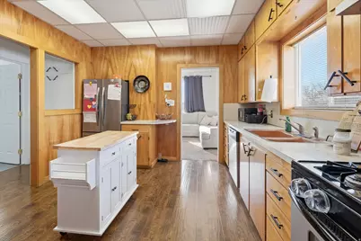 109 E 200 S, Millville, UT 84326 - Photo 7