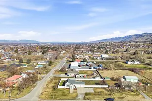 109 E 200 S, Millville, UT 84326 - Photo 37