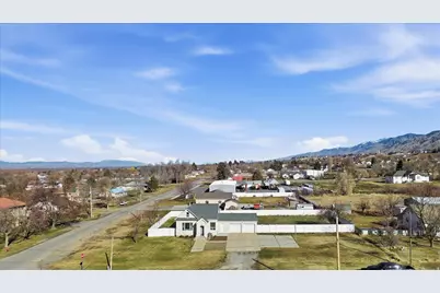 109 E 200 S, Millville, UT 84326 - Photo 39