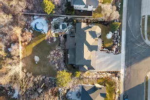 10043 S Stonewall Ct, Sandy, UT 84092 - Photo 47