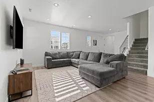 1912 W Parkview Dr, Syracuse, UT 84075 - Photo 5