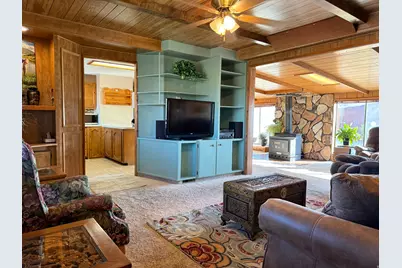 350 E 200 N, Centerfield, UT 84622 - Photo 11