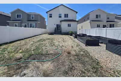 1349 E Reichert St, Eagle Mountain, UT 84005 - Photo 27