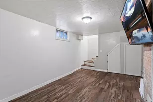 842 E 1000 S, Clearfield, UT 84015 - Photo 9