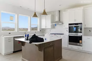 1131 E Blackfeet Dr, Eagle Mountain, UT 84005 - Photo 3