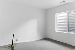 1131 E Blackfeet Dr, Eagle Mountain, UT 84005 - Photo 15