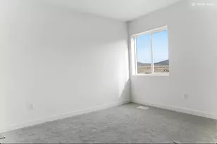 1131 E Blackfeet Dr, Eagle Mountain, UT 84005 - Photo 9