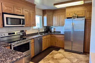 569 E Park Dr, Elk Ridge, UT 84651 - Photo 7