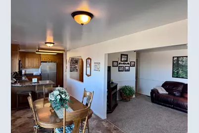 569 E Park Dr, Elk Ridge, UT 84651 - Photo 11