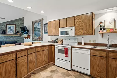 89 S E Steam Engine Dr #7B, Brian Head, UT 84719 - Photo 9