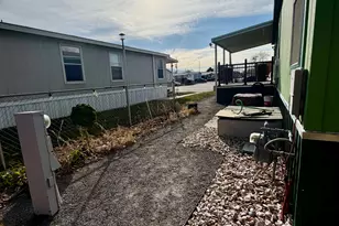 1594 W 400 S, Salt Lake City, UT 84104 - Photo 17