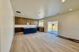 2810 W Guernsey Ln, Plain City, UT 84404 - Photo 7