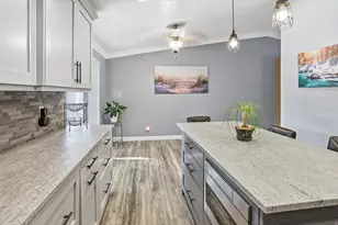 2192 E High Mesa Dr, Sandy, UT 84092 - Photo 9