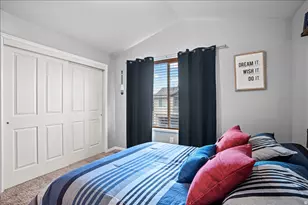 1049 Allington Dr, North Salt Lake, UT 84054 - Photo 17