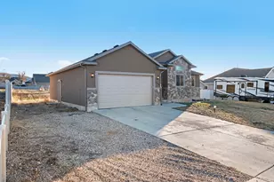 532 E 300 S, Nephi, UT 84648 - Photo 7