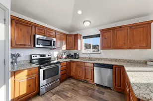 532 E 300 S, Nephi, UT 84648 - Photo 15