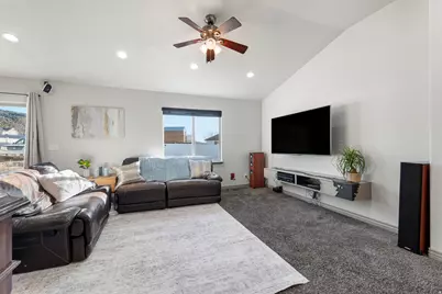 532 E 300 S, Nephi, UT 84648 - Photo 11