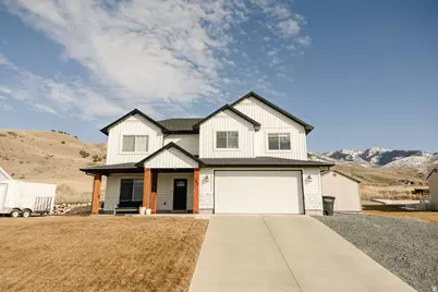 104 S 1250 E, Smithfield, UT 84335 - Photo 1