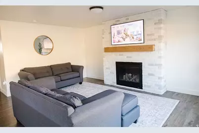 104 S 1250 E, Smithfield, UT 84335 - Photo 3