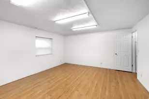 147 N 200 E, Orem, UT 84057 - Photo 17