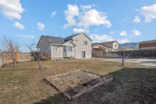 438 E 1480 N, Tooele, UT 84074 - Photo 23