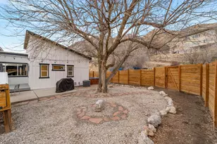 711 E 400 N, Springville, UT 84663 - Photo 23