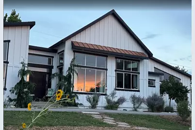 711 E 400 N, Springville, UT 84663 - Photo 1