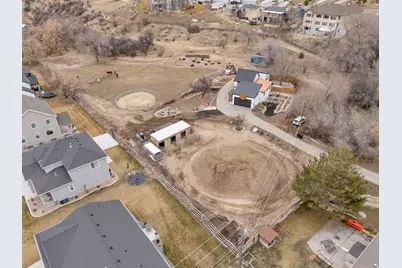 711 E 400 N, Springville, UT 84663 - Photo 35