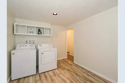 2777 S Centerbrook Dr, West Valley, UT 84119 - Photo 31