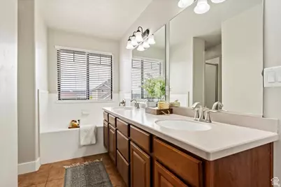 4062 N Heatherfield Ln, Lehi, UT 84043 - Photo 17