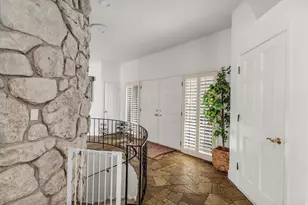 2591 E Crk Rd, Sandy, UT 84093 - Photo 7