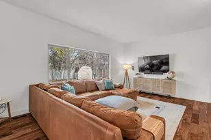 2591 E Crk Rd, Sandy, UT 84093 - Photo 5