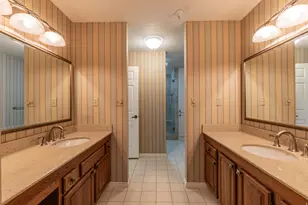 560 E South Temple, Salt Lake City, UT 84102 - Photo 15