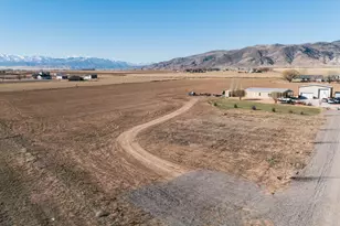 323 W 400 N, Central Valley, UT 84754 - Photo 11