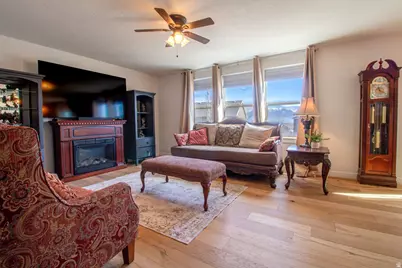 2692 S Stillwater Dr, Saratoga Springs, UT 84045 - Photo 11