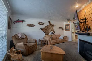 563 N 200 W, Bountiful, UT 84010 - Photo 17