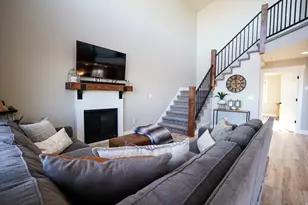 660 N Cambry Dr, Garden City, UT 84028 - Photo 27