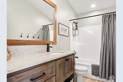 660 N Cambry Dr, Garden City, UT 84028 - Photo 31