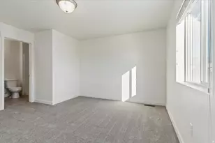 641 N 160 E, Vineyard, UT 84059 - Photo 13