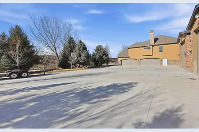 5885 S Tolcate Ln, Holladay, UT 84121 - Photo 109