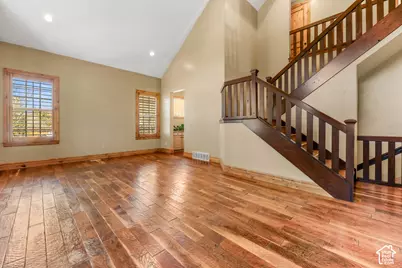 5885 S Tolcate Ln, Holladay, UT 84121 - Photo 9