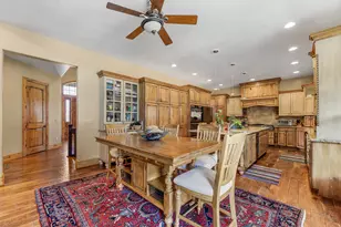 5885 S Tolcate Ln, Holladay, UT 84121 - Photo 9