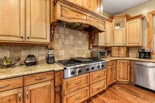 5885 S Tolcate Ln, Holladay, UT 84121 - Photo 11