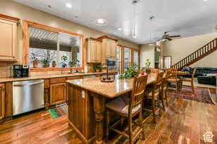 5885 S Tolcate Ln, Holladay, UT 84121 - Photo 11