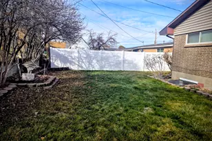 812 E 500 N, Tooele, UT 84074 - Photo 17