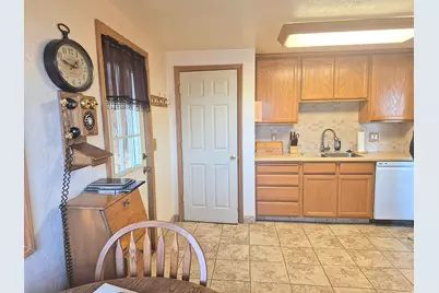 812 E 500 N, Tooele, UT 84074 - Photo 3